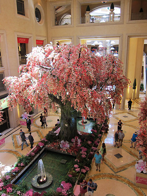 Photo of a hotel lobby