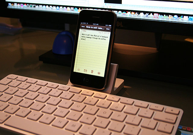 iPhone connected to Apple iPad keyboard