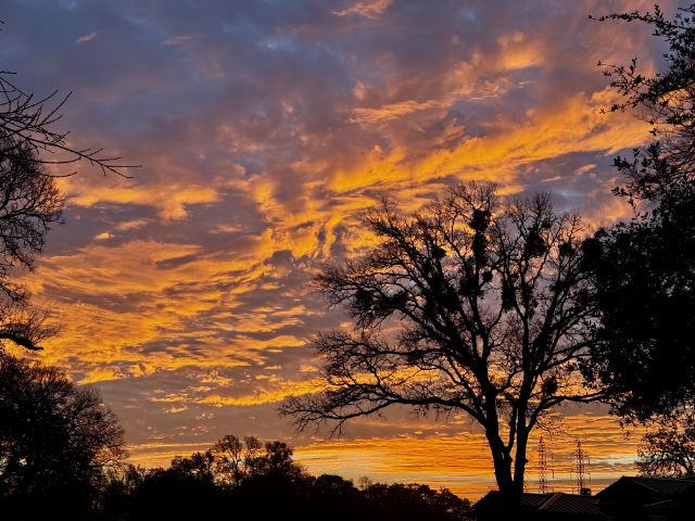Photo of a brilliant sunrise in Horseshoe Bay, TX