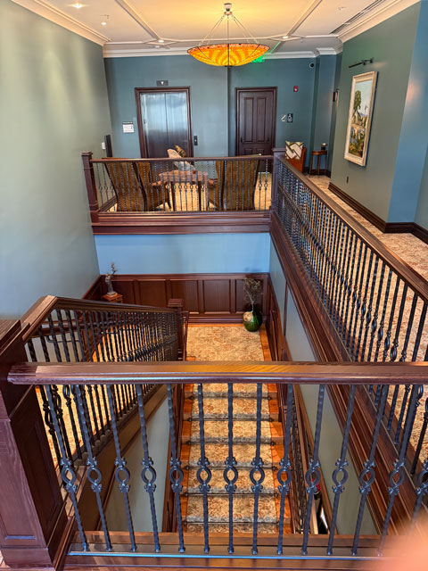 Photo: Emigrant Boutique Hotel - 2nd floor landing